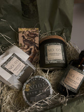 Load image into Gallery viewer, Signature Fragrance Gift Box