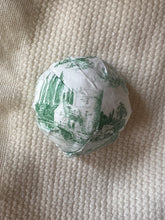 Load image into Gallery viewer, Signaure Fragrance Foaming Bath Drops