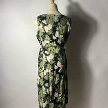 Load image into Gallery viewer, Isa Palm Leaf Side Tie Dress Medium
