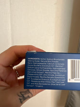 Load image into Gallery viewer, Huppy Mouthwash Tablets Tin
