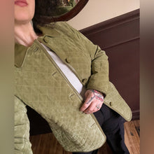 Load image into Gallery viewer, Kelly Spring Green Quilted Suede Jacket Medium
