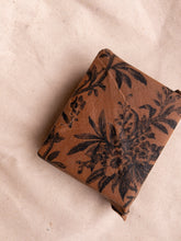 Load image into Gallery viewer, Beeswax Reusable Food Wraps
