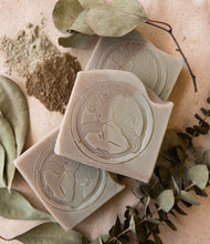 Load image into Gallery viewer, Spa Dead Sea Mud Tea Tree, Eucalyptus &amp; Mint Signature Handcrafted Palm Oil Free Soap
