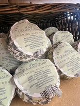 Load image into Gallery viewer, Long Winter's Bath Foaming Bath Drop
