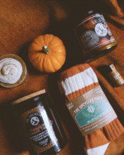 Load image into Gallery viewer, Cozy Pumpkin Gift Box
