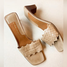 Load image into Gallery viewer, VINTAGE 90s Nine West Basket Weave Square Toe Nude Slipper Heel
