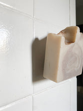 Load image into Gallery viewer, French Minimalist Magnetic Soap Dish
